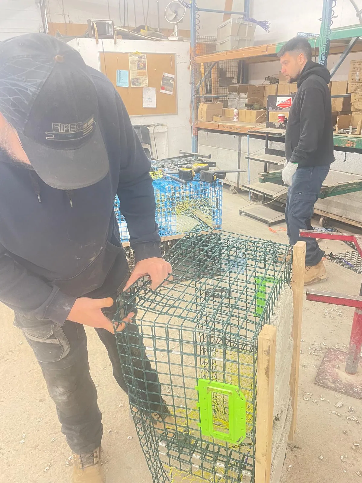 Precision workmanship – Close-up of a newly built basket